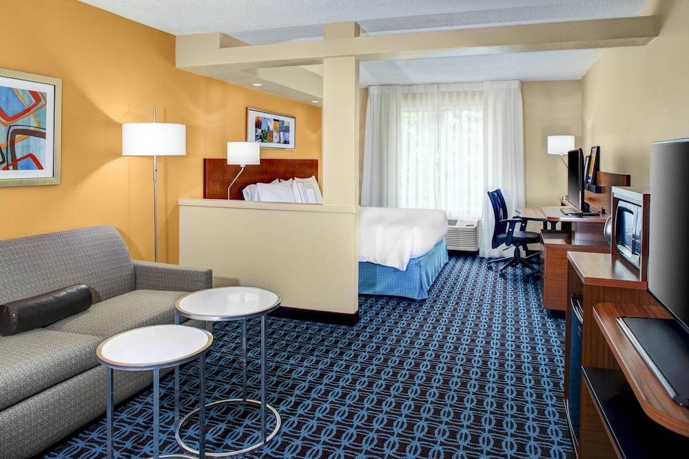 Fairfield Inn Suites Atlanta Alpharetta 17/27