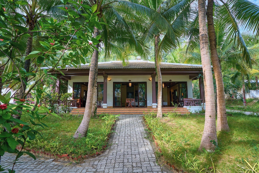 Lang Co Beach Resort 42/50