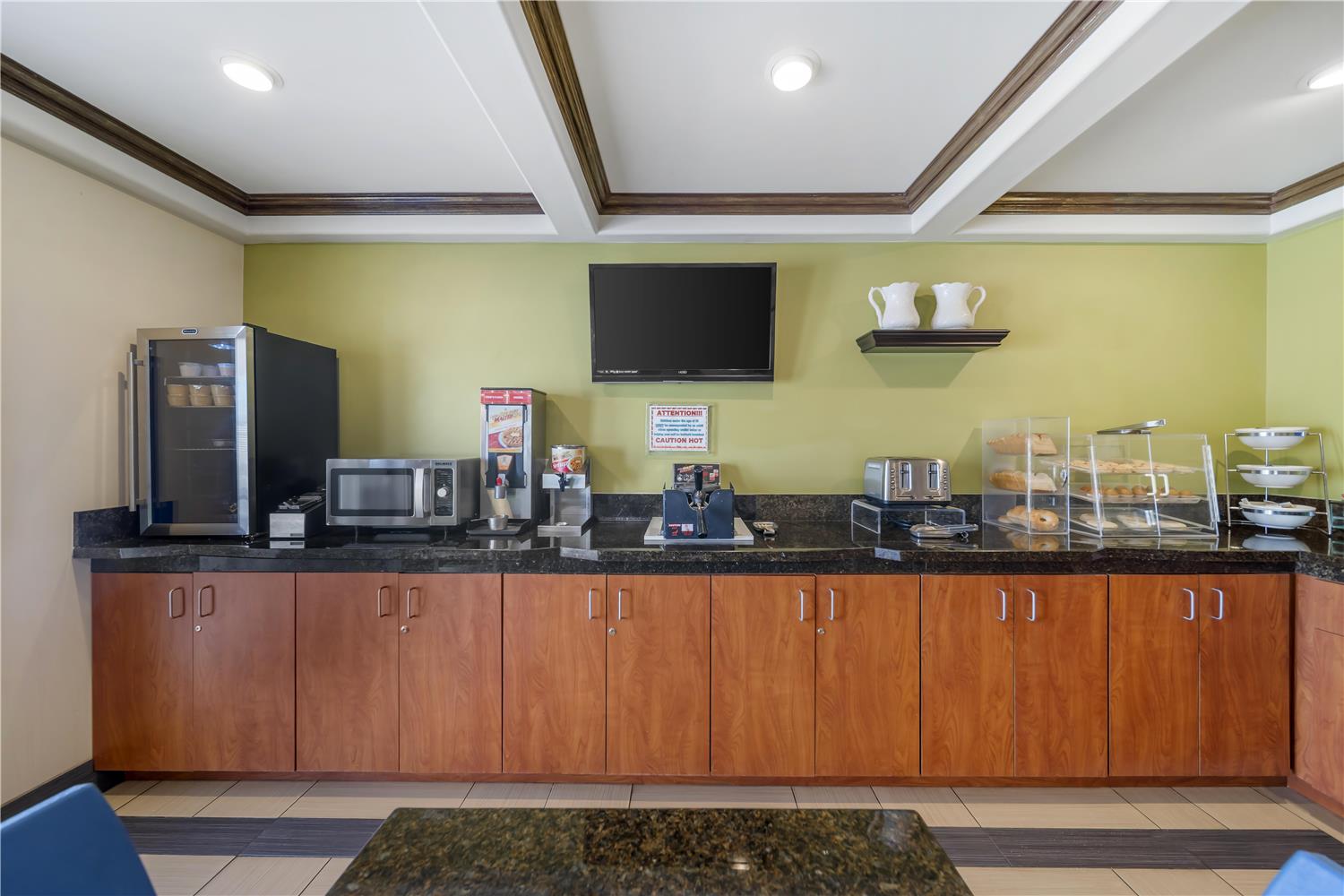 Best Western Antelope Inn & Suites 6/22