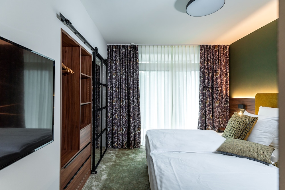Design, Suite, Queen Bed