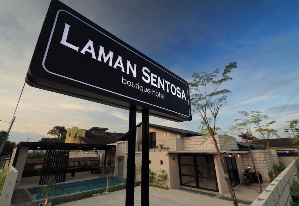 Laman Sentosa Boutique Residence 1/18