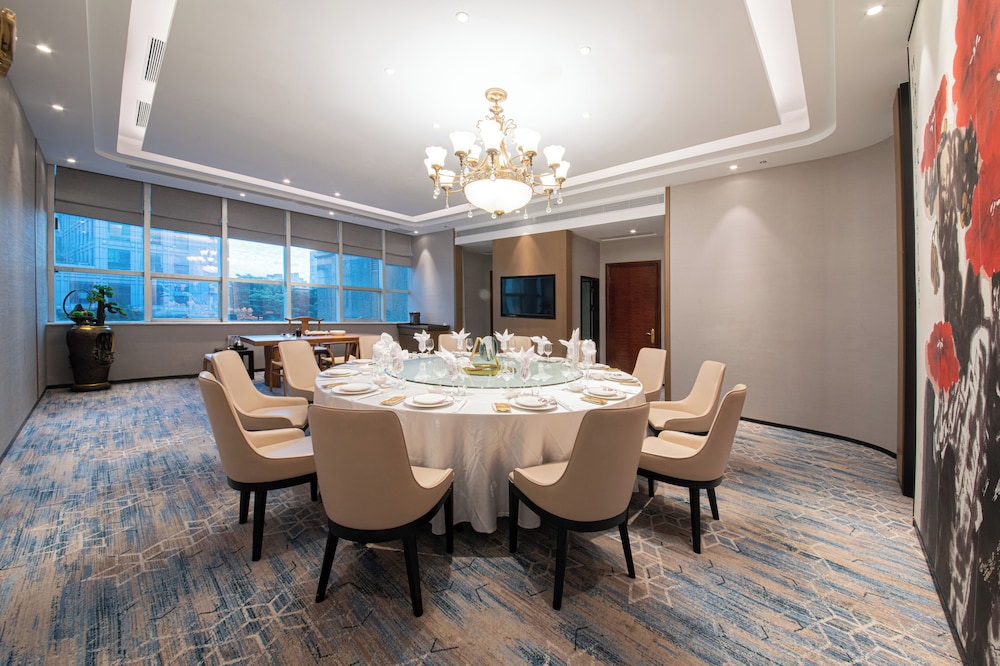 Quanzhou C&D Hotel 66/72