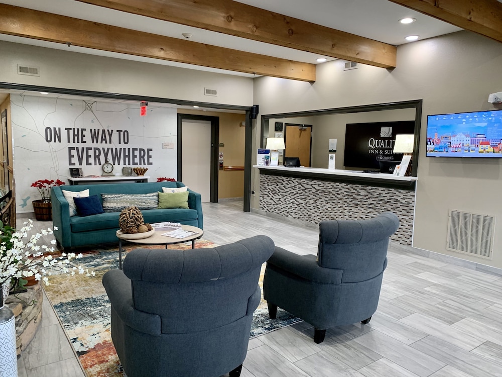 Quality Inn & Suites Hendersonville Flat Rock 5/29