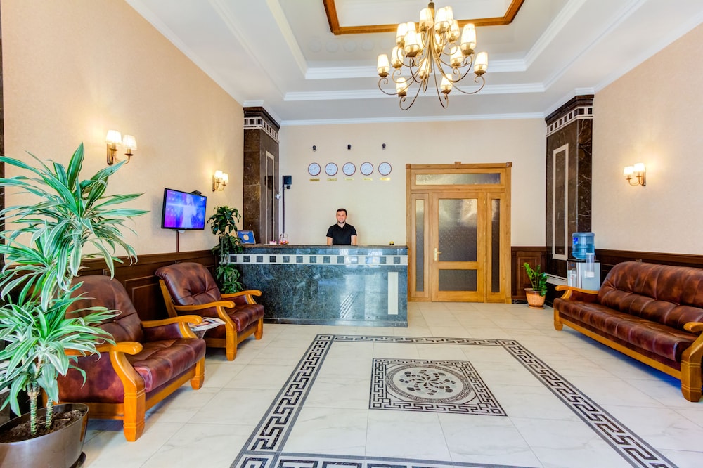 Bishkek Centrum Hotel 9/66