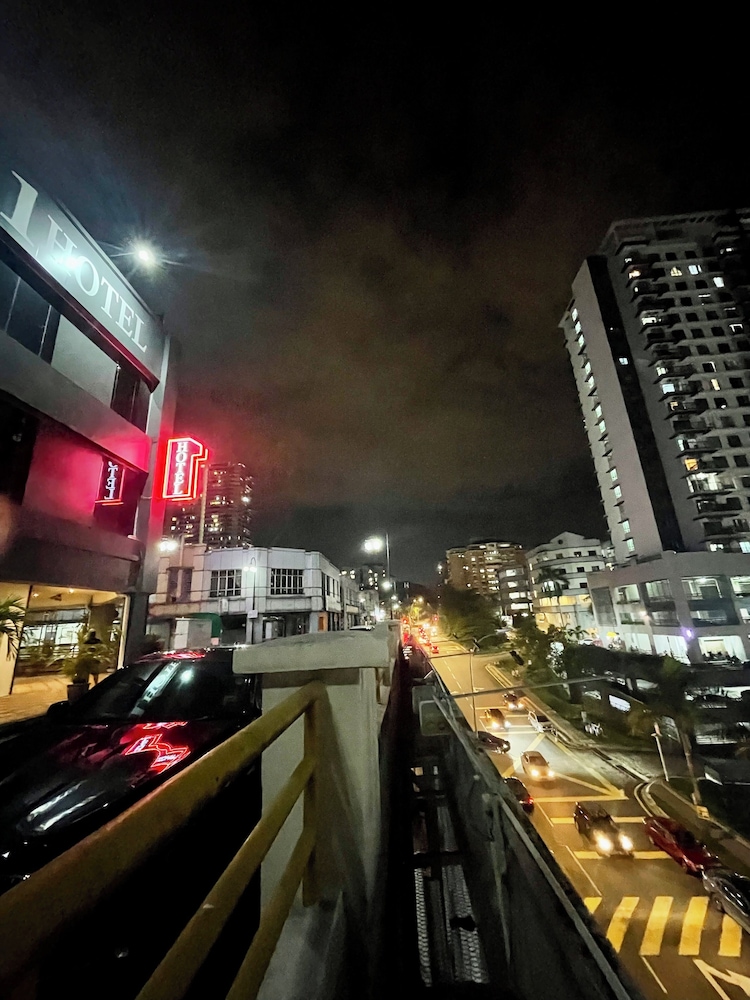 1 HOTEL KUCHAI LAMA 10/49