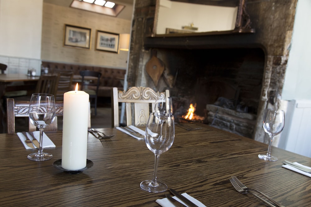 Red Lion - B&amp;B 23/39