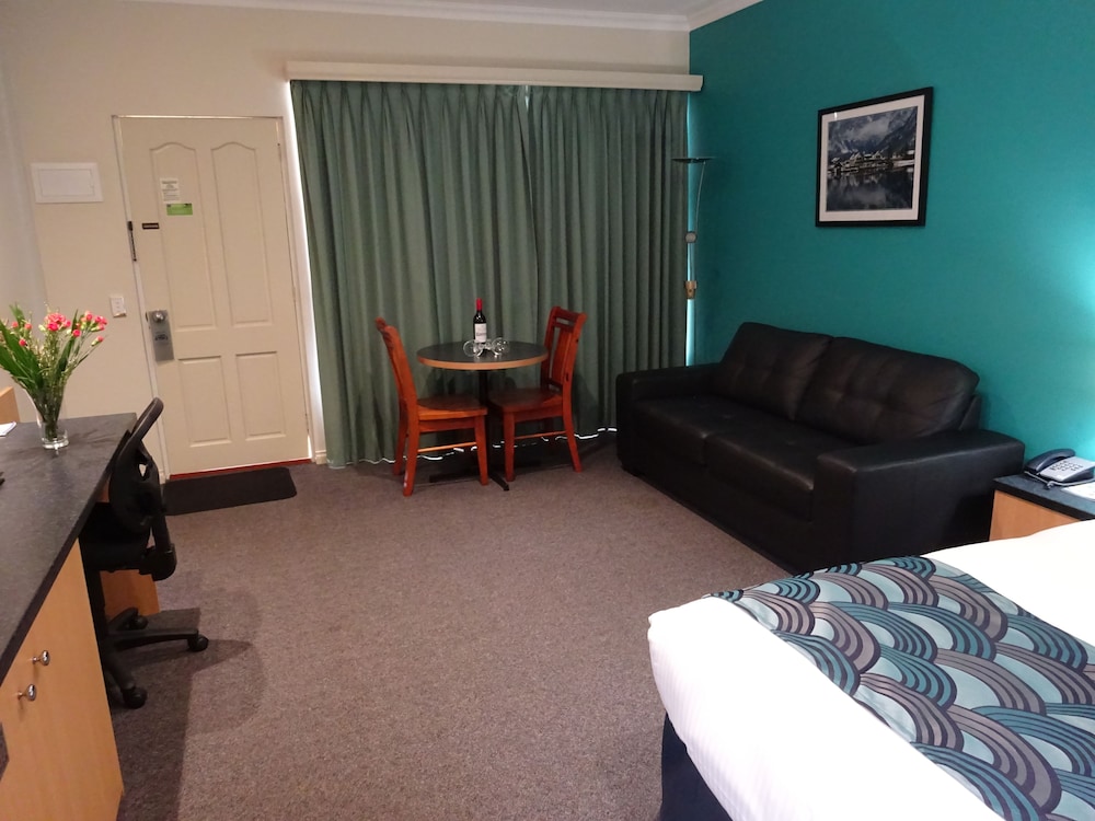 Victoria Lodge Motor Inn And Apartments 37/51