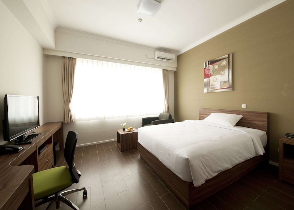 1 BEDROOM, DELUXE