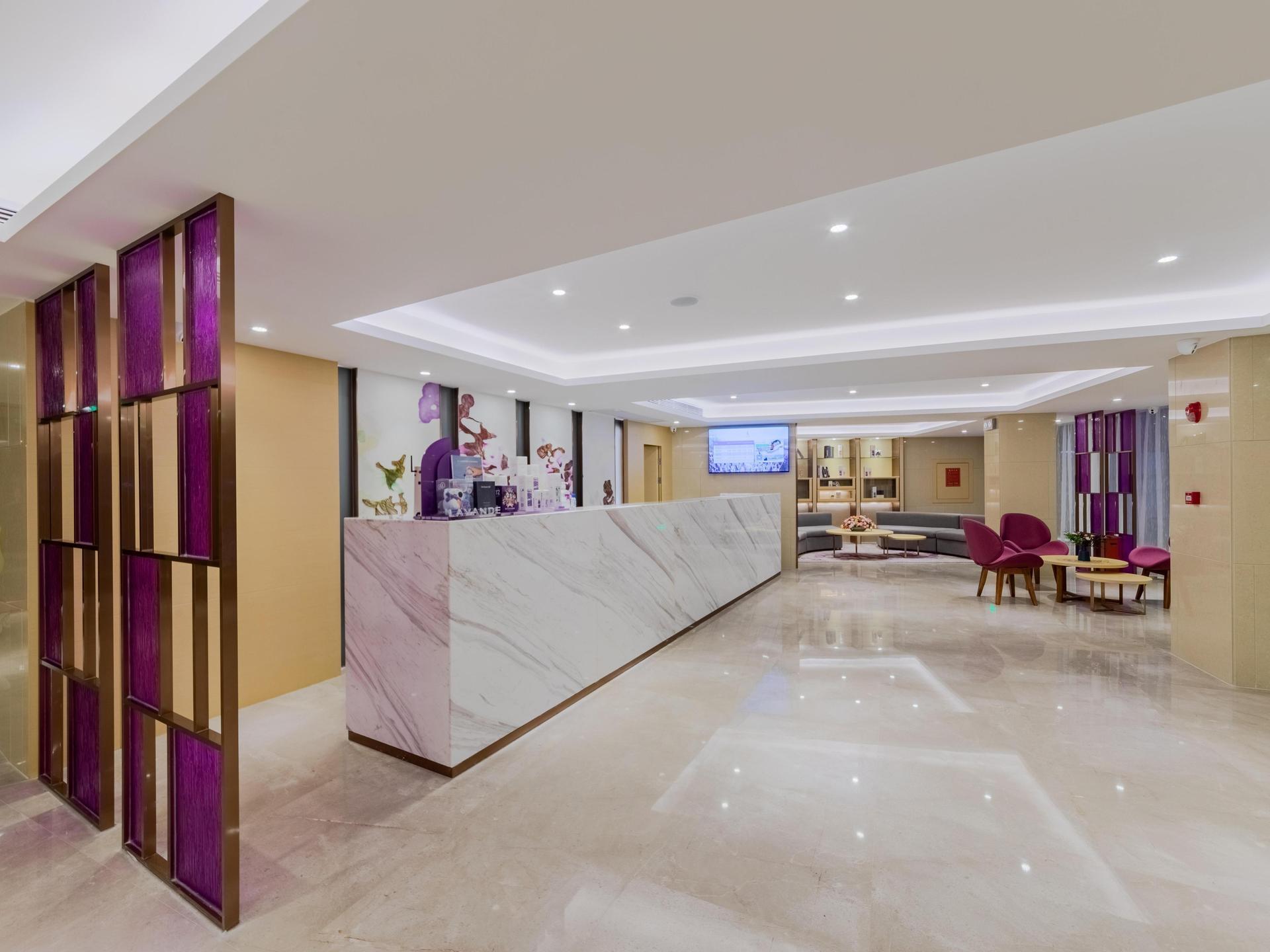 Lavande Hotel (Shenzhenwan Houhai Avenue) 12/45