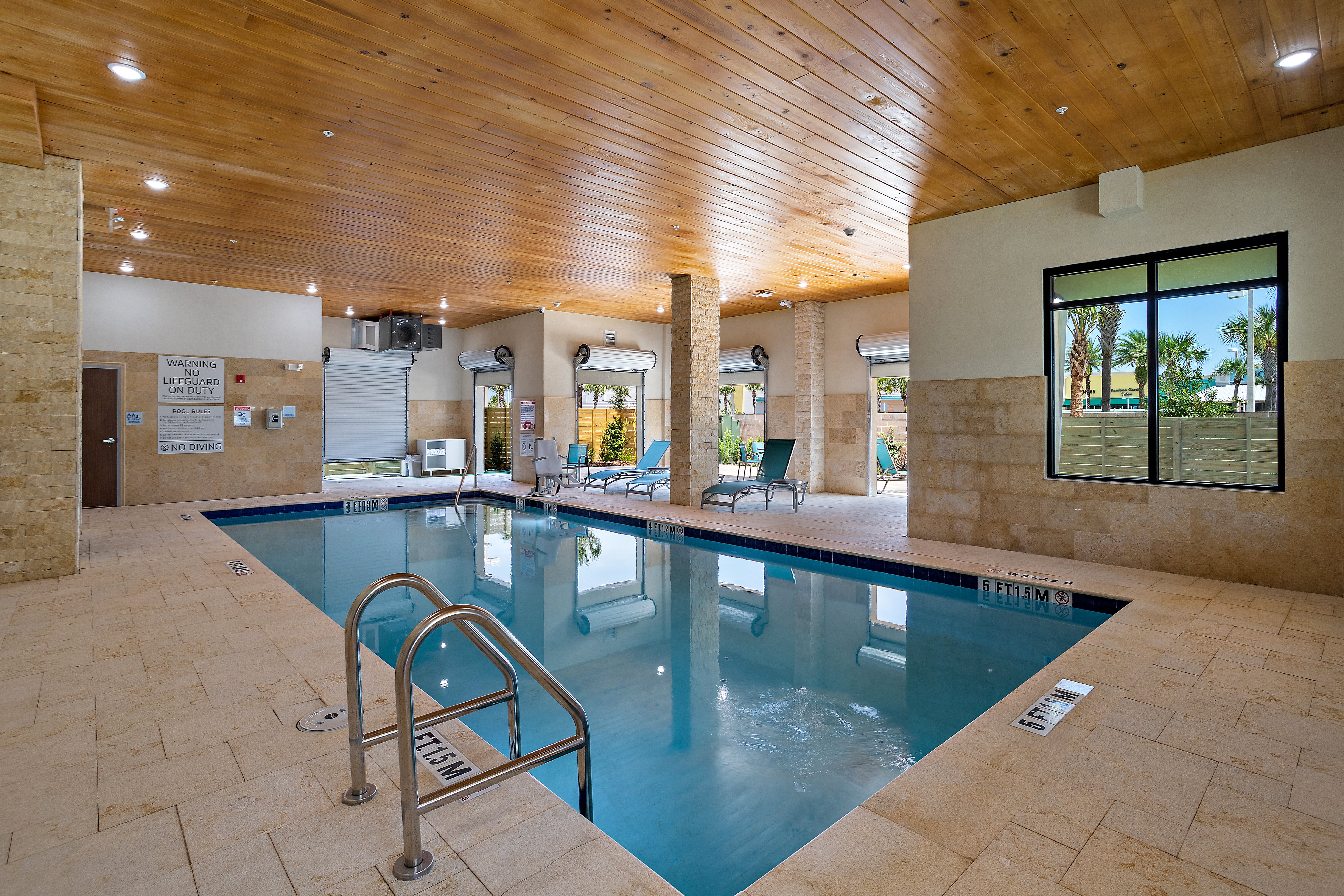 Holiday Inn Express St. Augustine - Vilano Beach 34/52