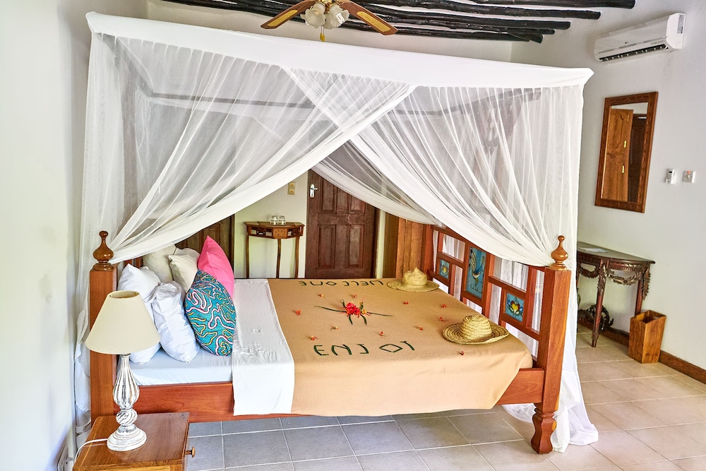 Spice Island Hotel and Resort 9/64