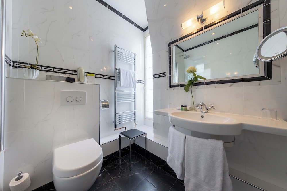 Pavillon Henri IV 43/50