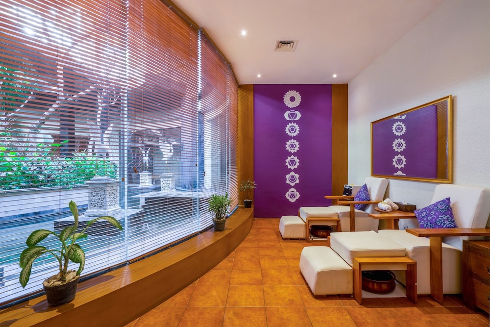 Vouk Hotel And Suites 36/71