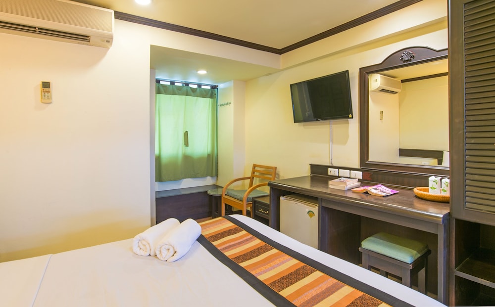 Krabi City Seaview Hotel 17/50