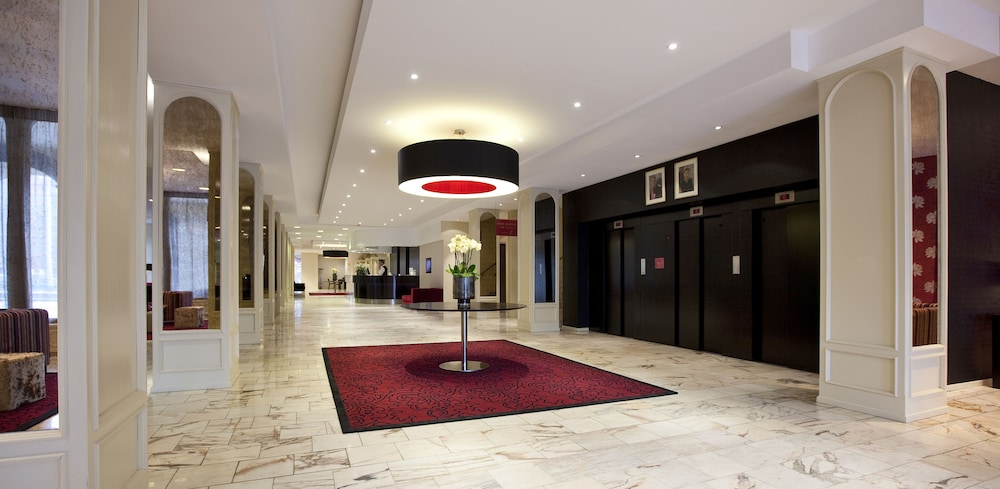 lobby