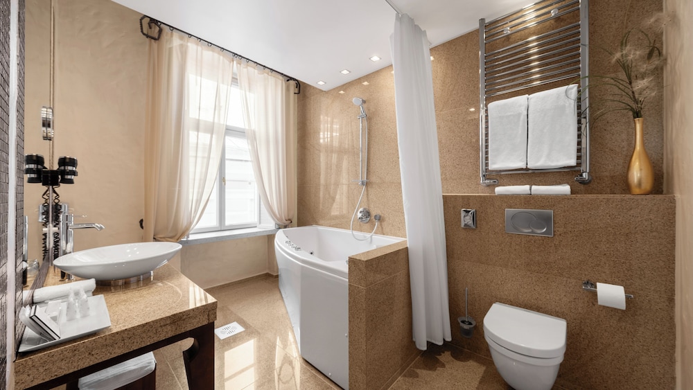 Rixwell Collection Savoy Boutique Hotel (Tallinn) 47/50