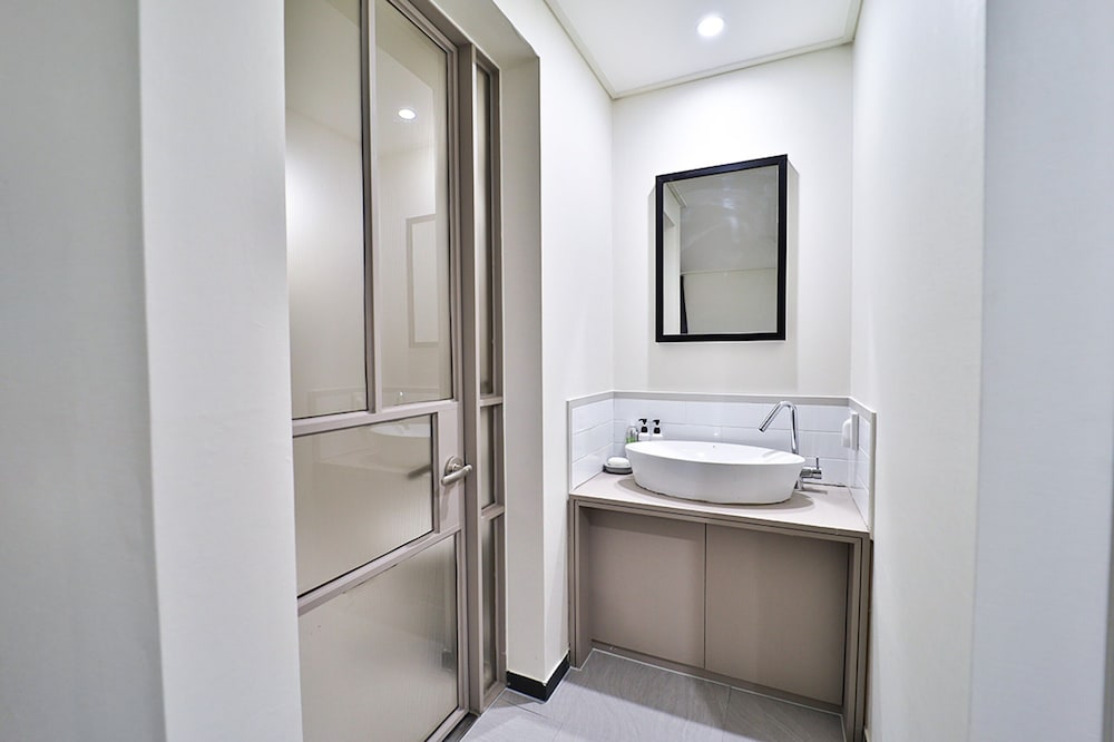 Calm Rest Hotel Busan Sasang 49/50