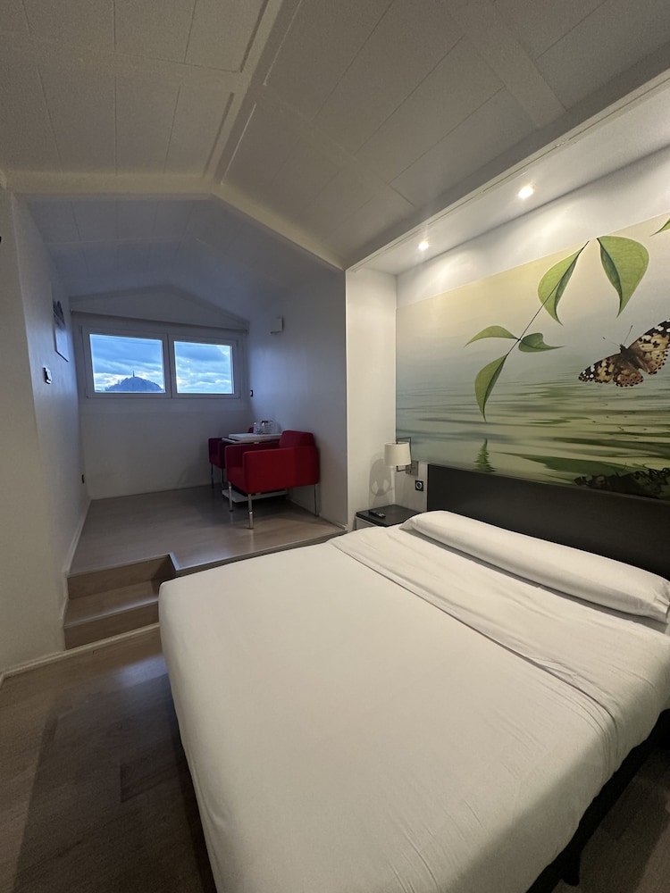 SUPERIOR, DOUBLE BED, SEA VIEW