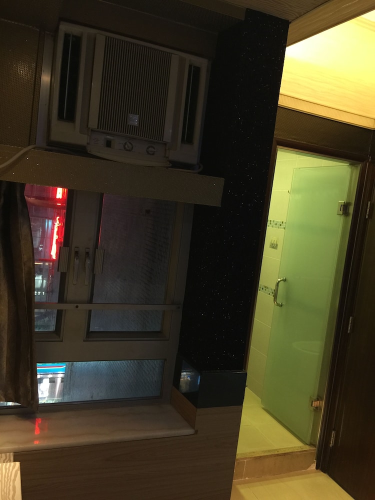 Rai Lei Hotel 4/50