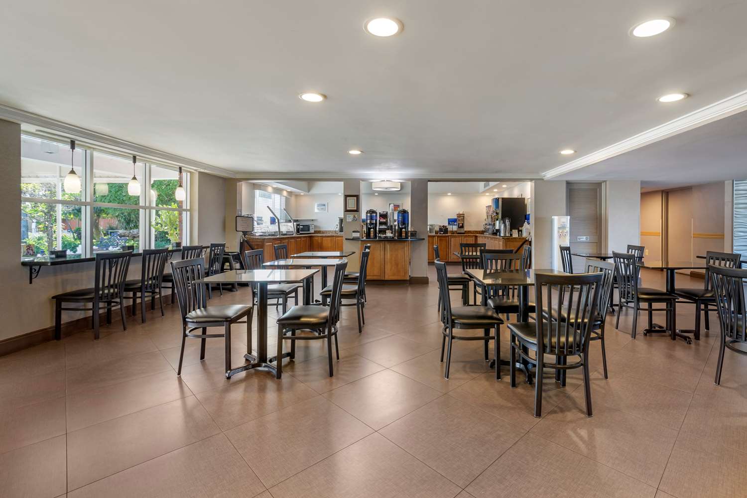 Best Western Palm Beach Lakes 13/19