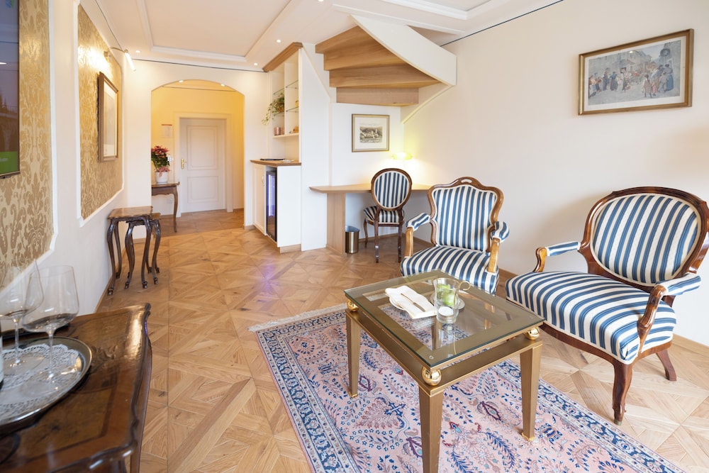 Hotel Schloss Duernstein 31/47
