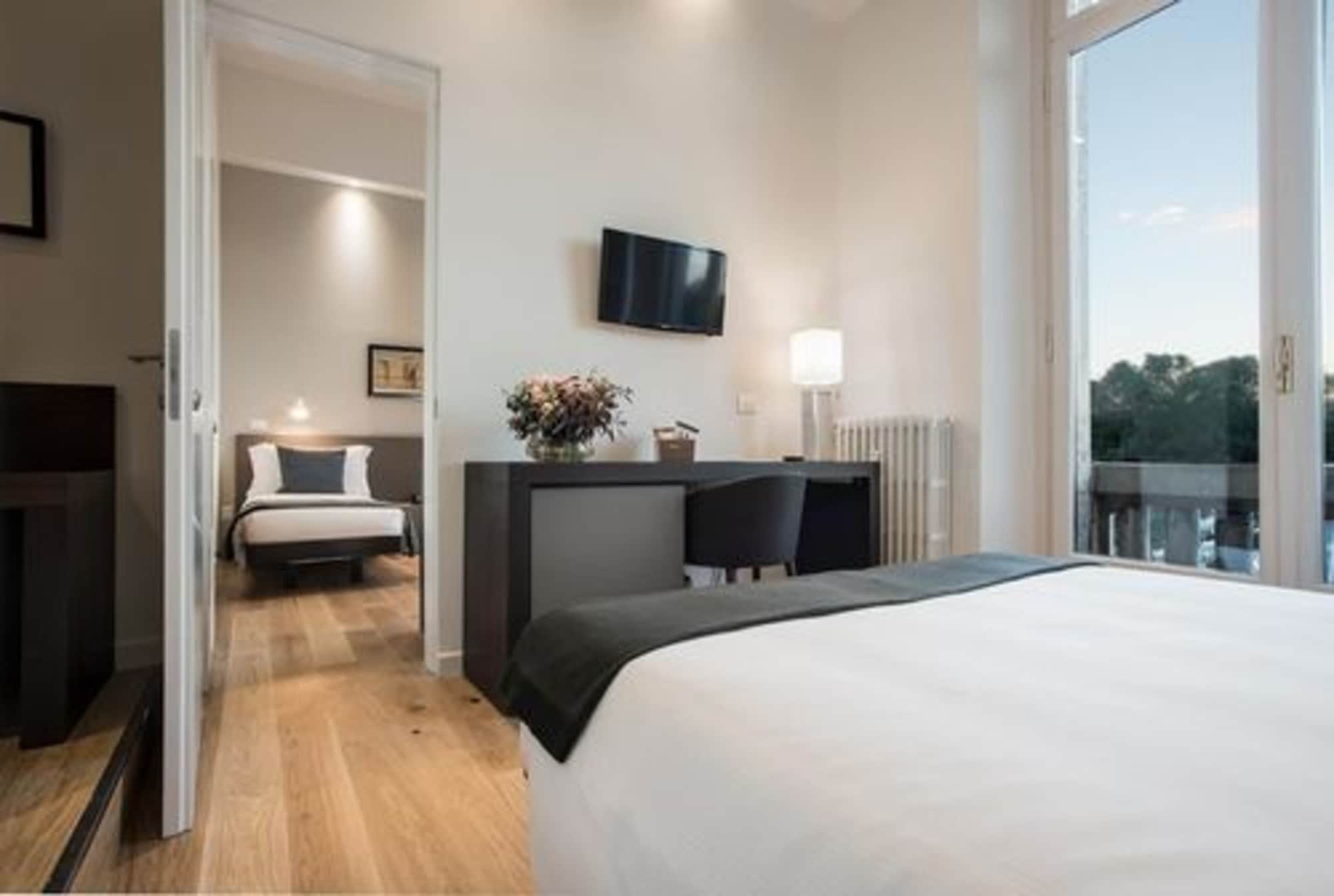 1 BEDROOM, APARTMENT