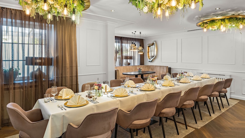 Hotel Tiek 36/50