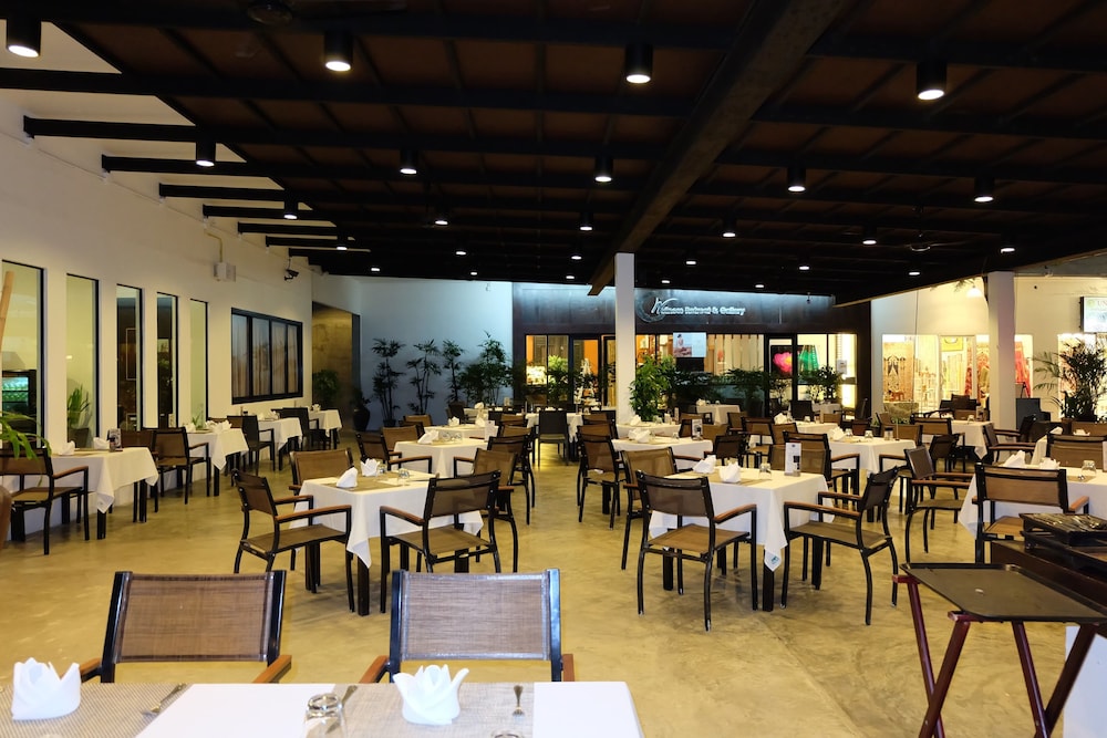 Nai Yang Beach Resort and Spa 45/61