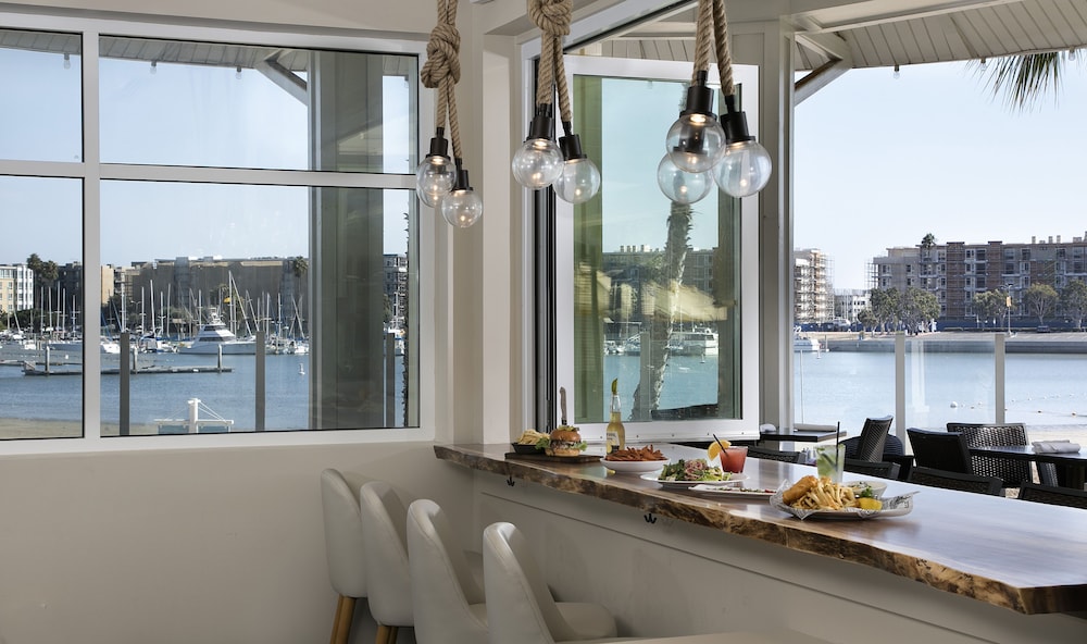 Jamaica Bay Inn Marina Del Rey, Tapestry Collection by Hilton 30/76