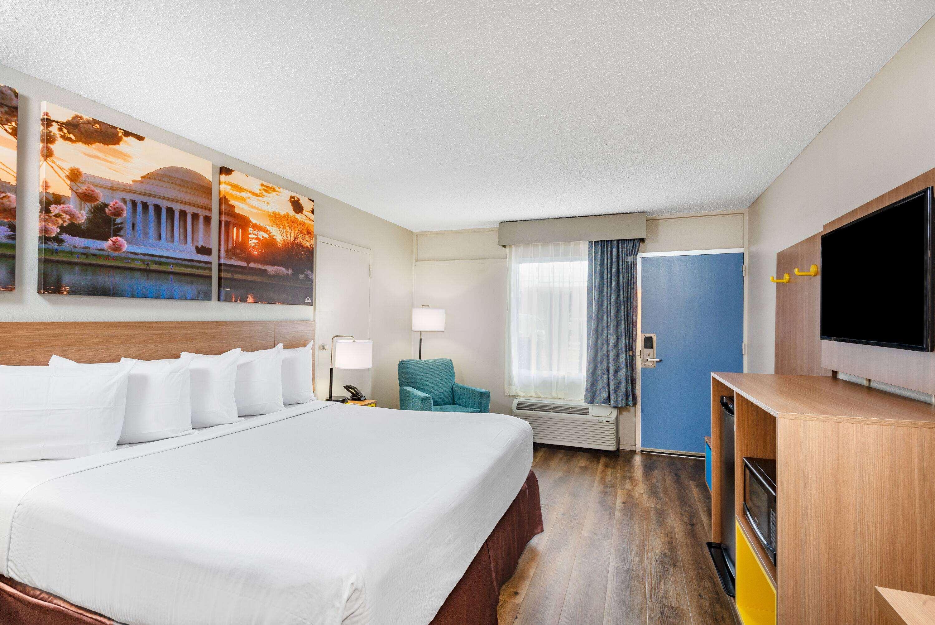 Room, King Bed, Smoking