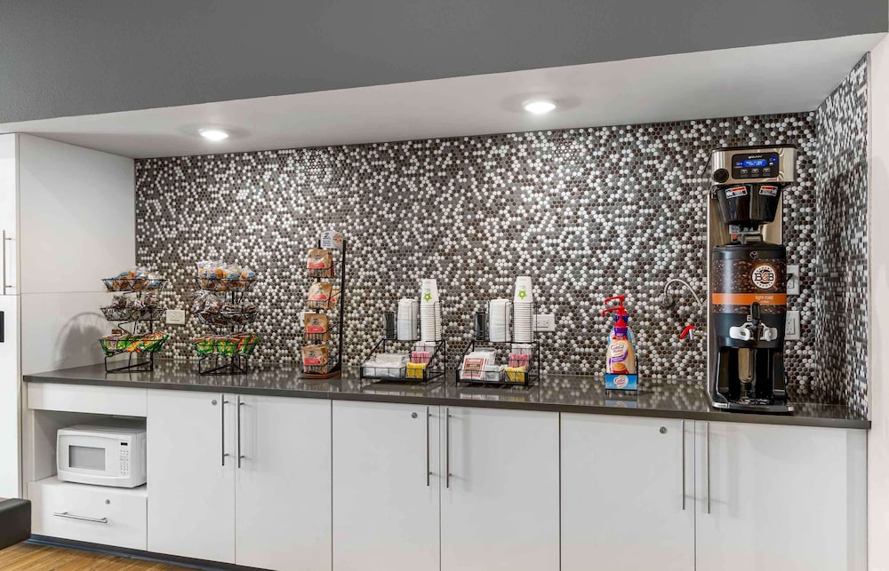 Extended Stay America Suites- Atlanta - McDonough 3/30