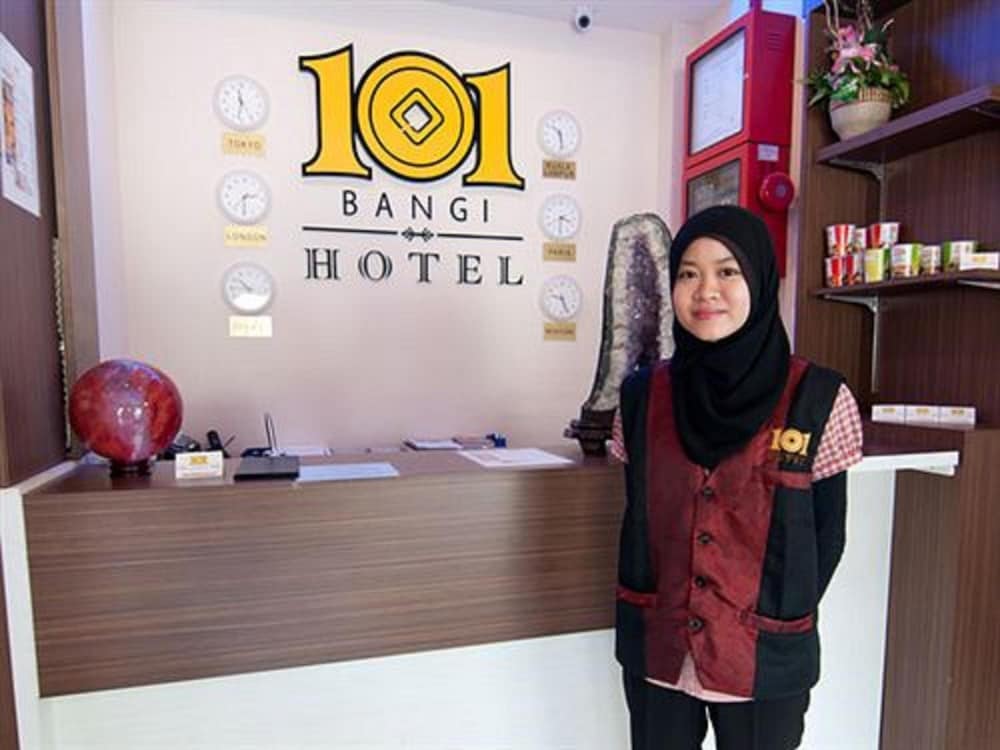 101 Bangi Hotel 13/44