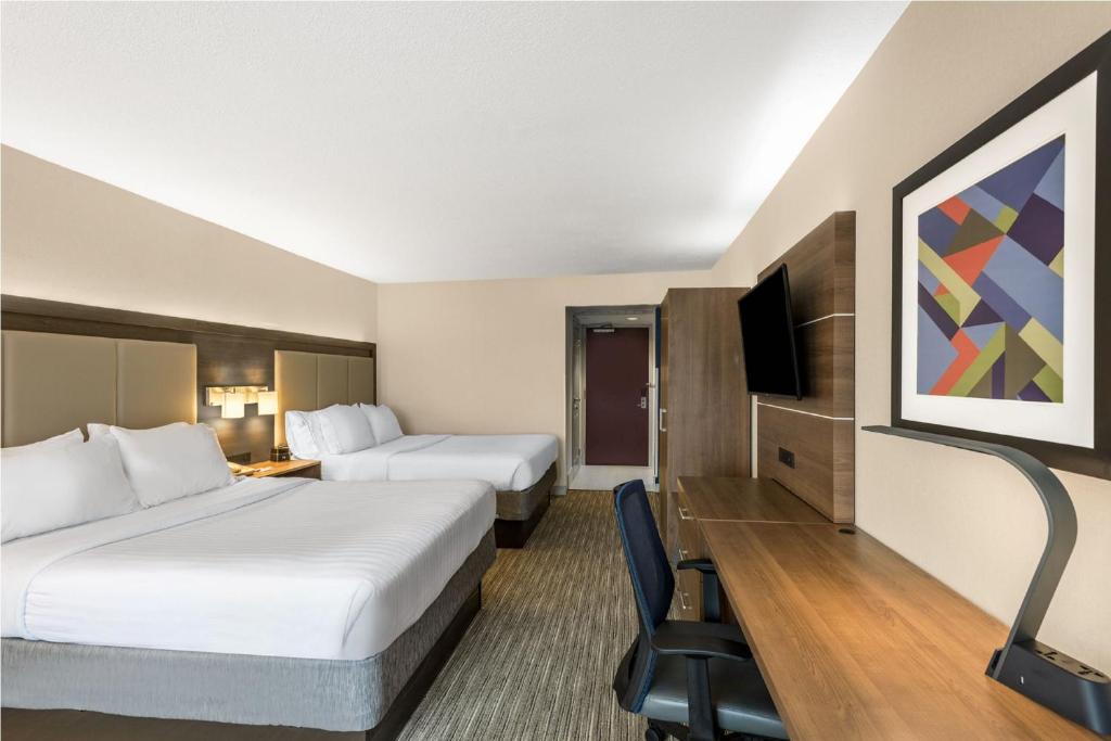 ROOM, 2 QUEEN BEDS