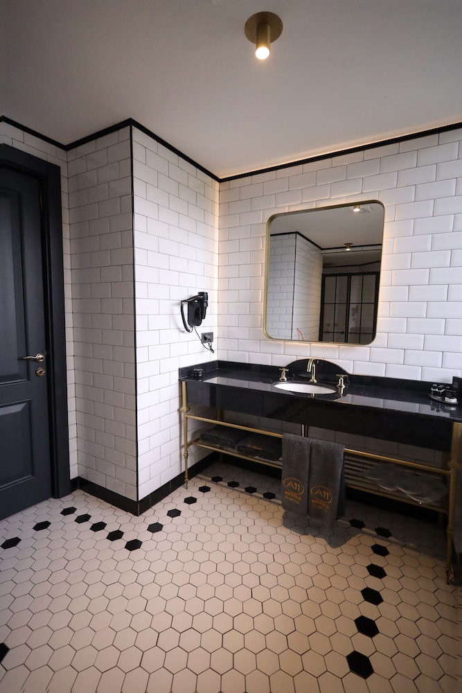 Sozbir Royal Residence Boutique Class 12/34