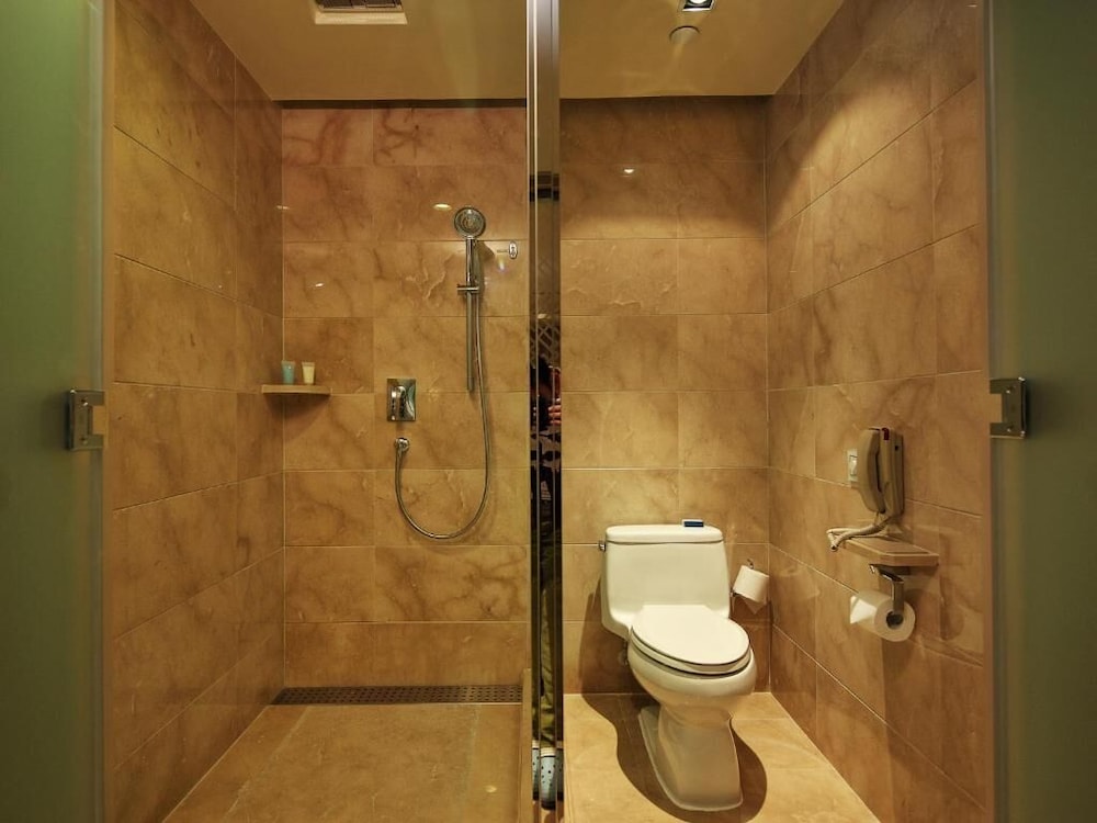 Quanzhou C&D Hotel 16/72