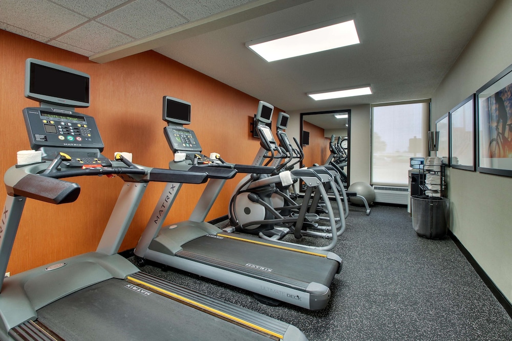 Drury Inn and Suites Bowling Green KY 22/50