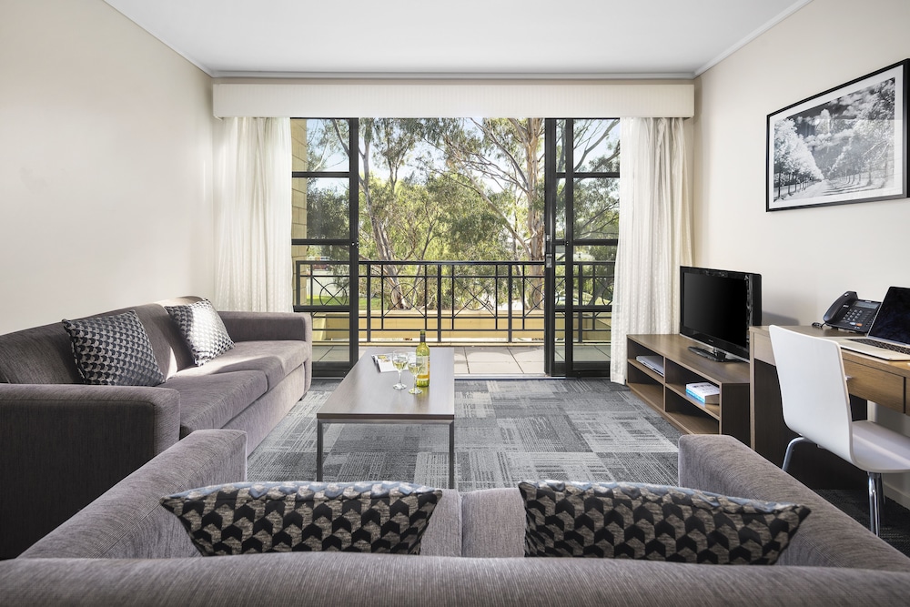 Quest Narre Warren 12/23