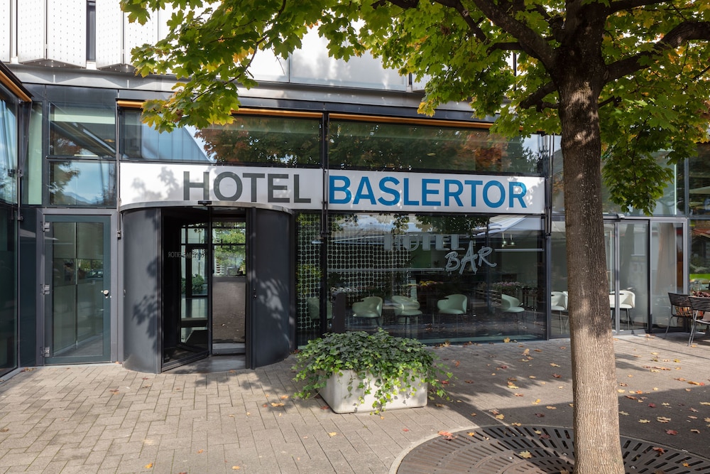 Baslertor Hotel 6/64