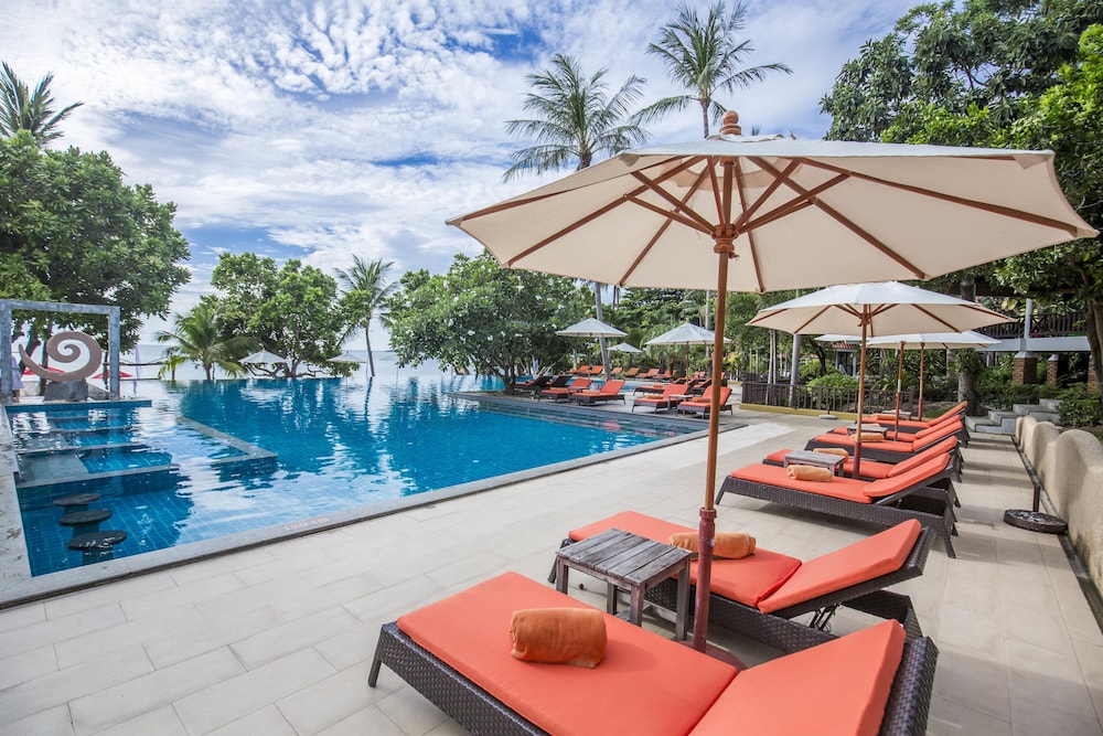 New Star Beach Resort 91/94