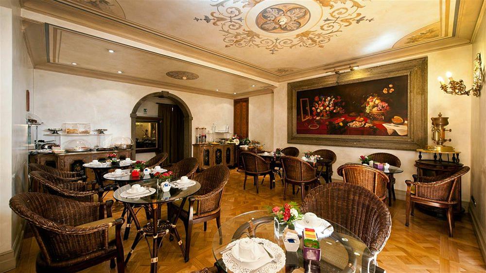 Hotel Aventino 74/84