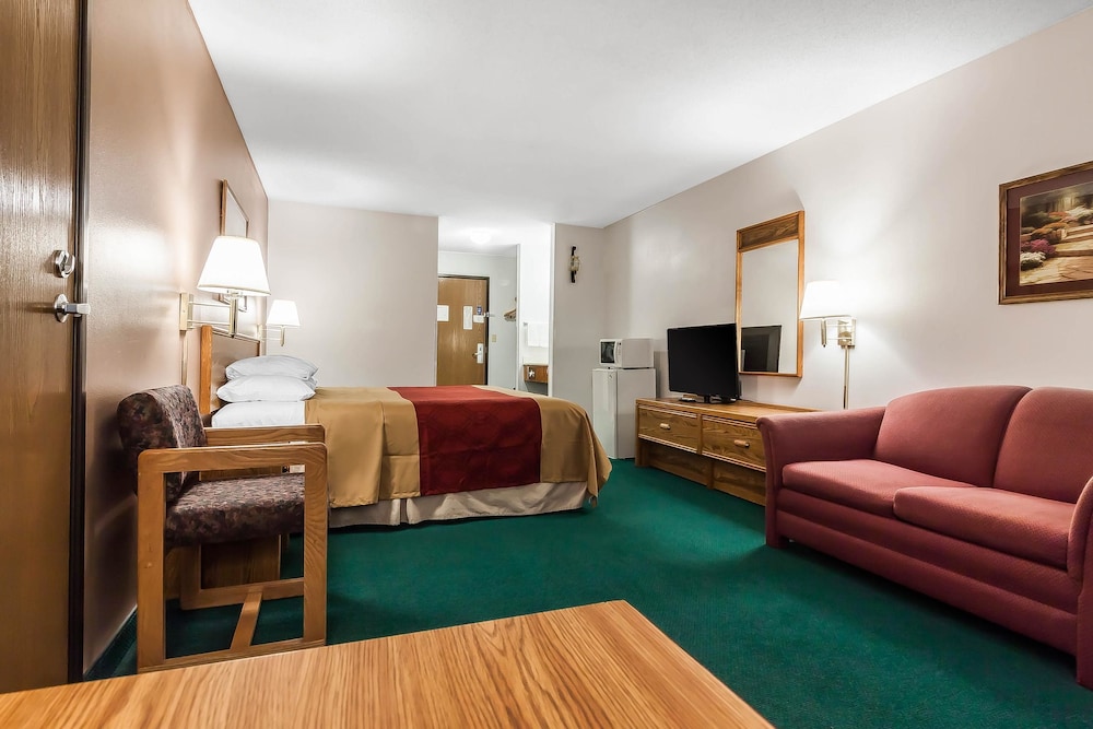 Rodeway Inn Holdrege NE 25/38