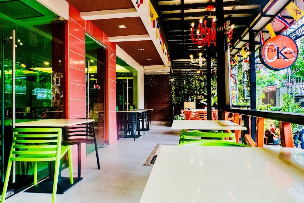 The Konnect Hotel 44/50