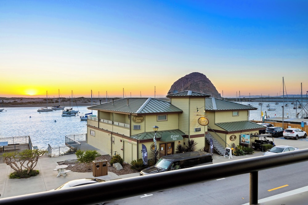 456 Embarcadero Inn Suites in MORRO BAY - CA