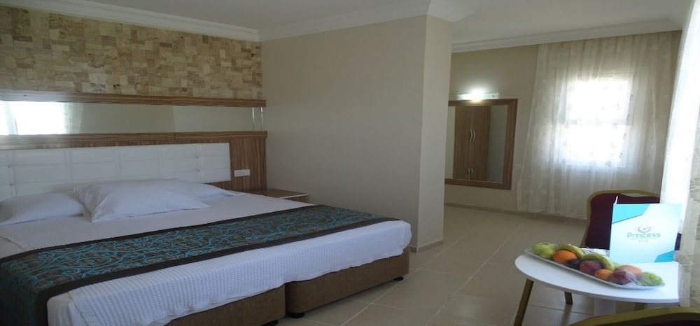 Princess Hotels Resort 10/26