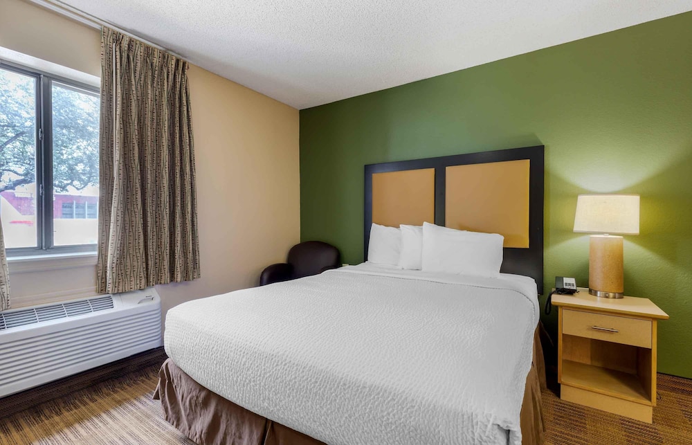 Extended Stay America-Raleigh-North Raleigh-Wake Towne Drive 22/51