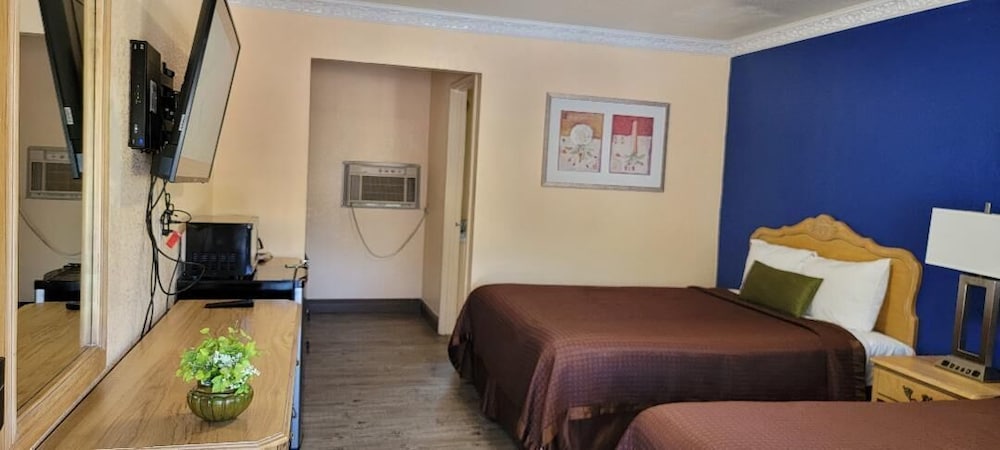LAKEVIEW INN LUCERNE 29/66
