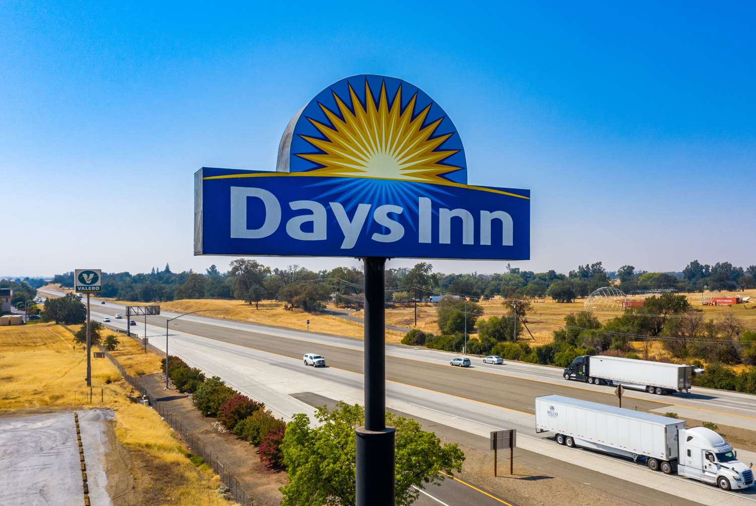 Days Inn By Wyndham Red Bluff 6/42