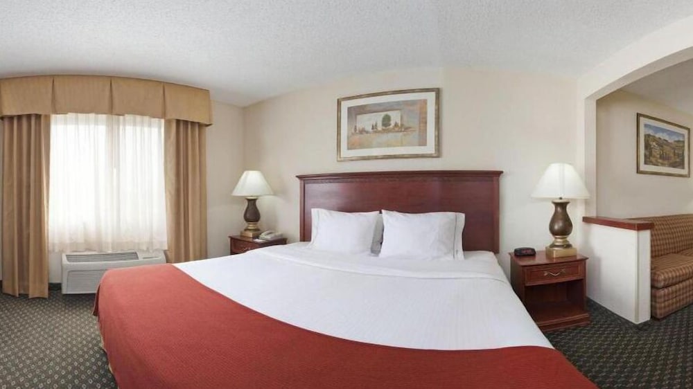 Comfort Inn & Suites Middletown - Franklin 8/33