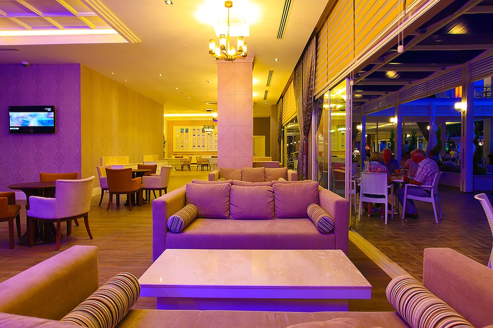 Diamond Elite Hotel and Spa - Adults Only 16 Plus 22/50
