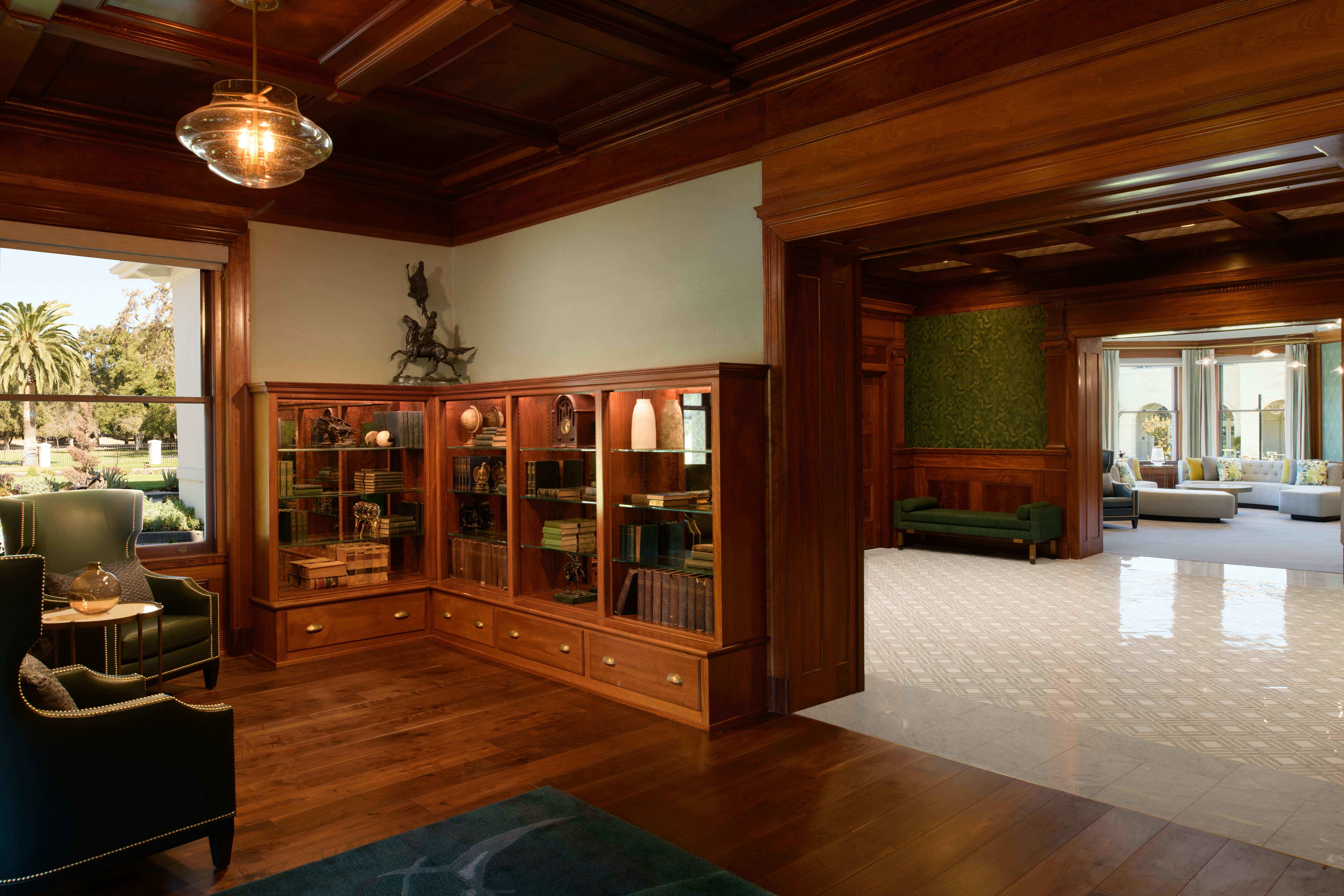 Hayes Mansion San Jose, Curio Collection by Hilton 8/41
